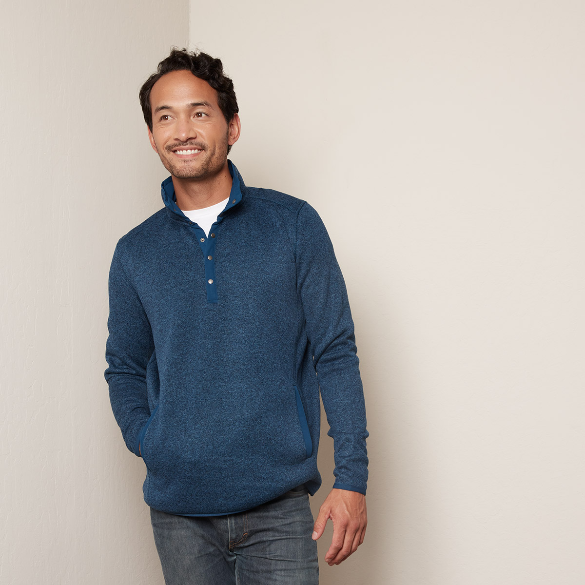 3700 Casa Sweater Fleece Pullover – Fossa Apparel