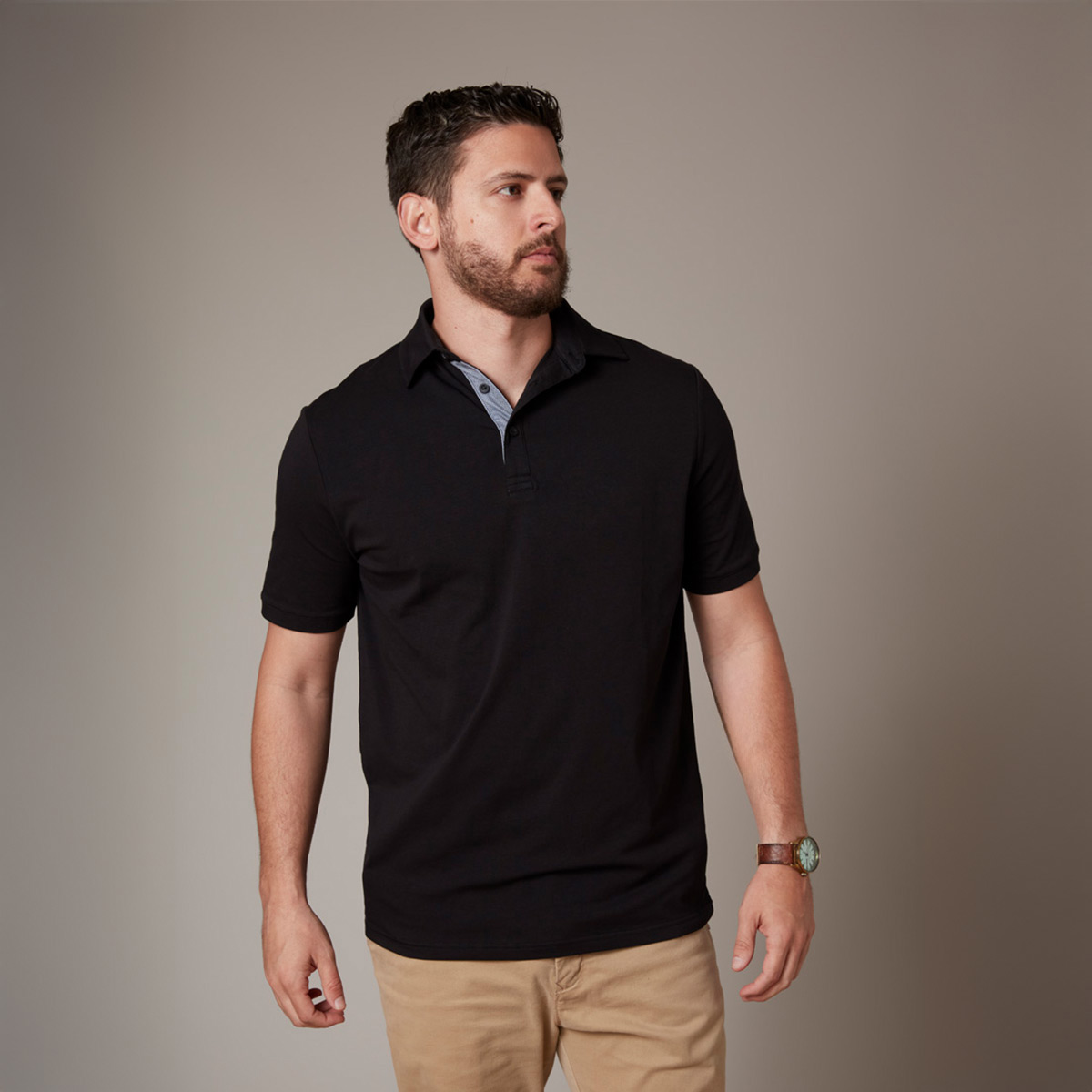 4924-Montauk-Black-Front-Model-2
